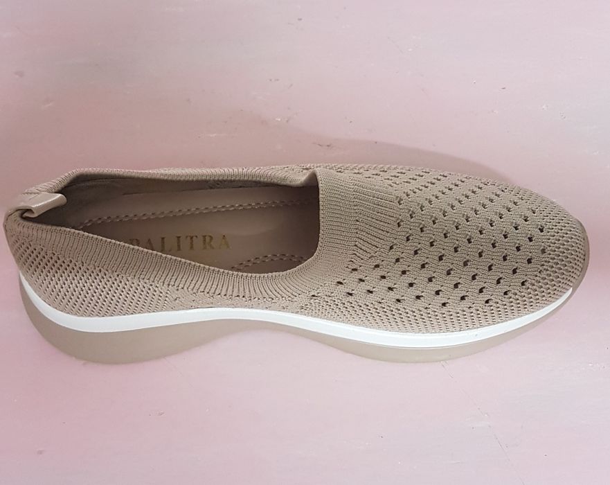 Женские мокасины