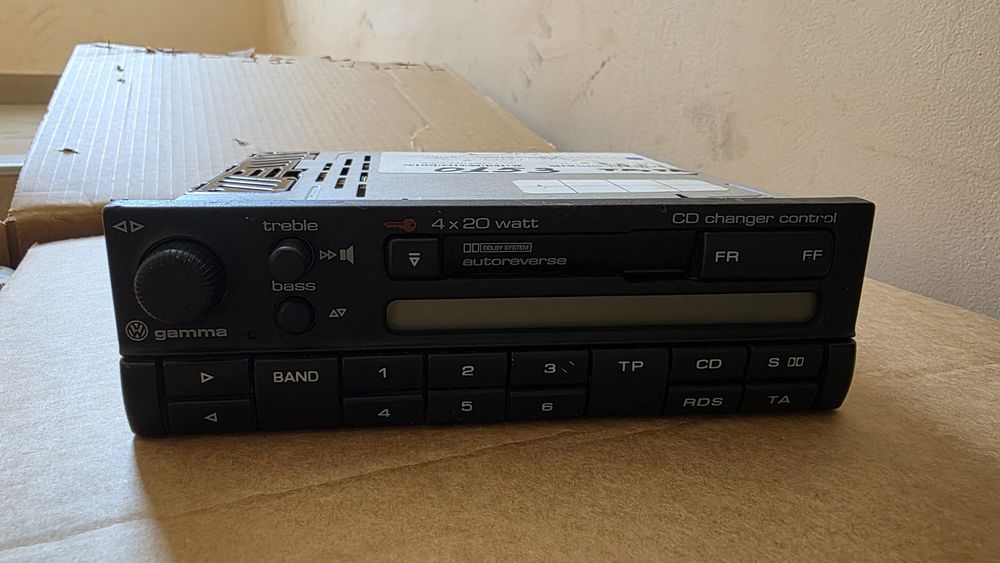 Nokia DSP + Philips Gamma IV за Golf III