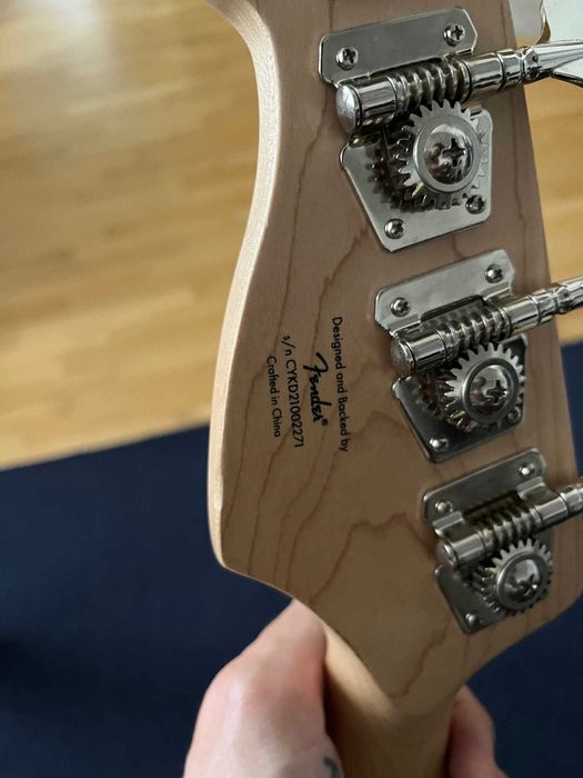 Fender Squier Affinity Jaguar Bass H - medium scale 32" - Lake Placid Blue - модифициран и професионално интониран