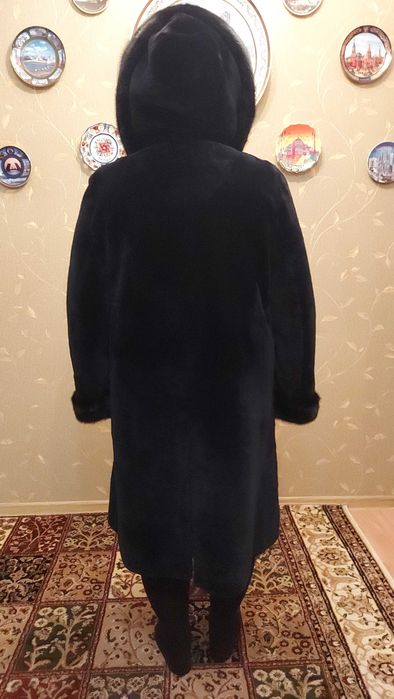 Шуба новая из мутона