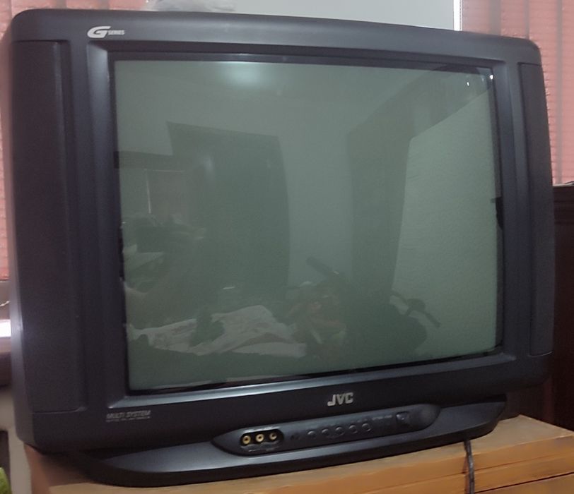 Телефизор JVC   .