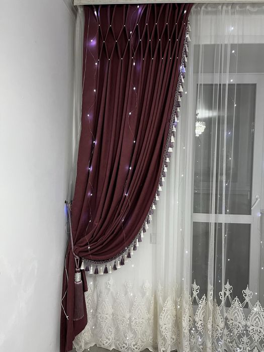 Продам шторы в комплекте с подхватами