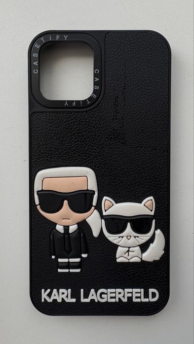 Отдам чехлы на iPhone 12