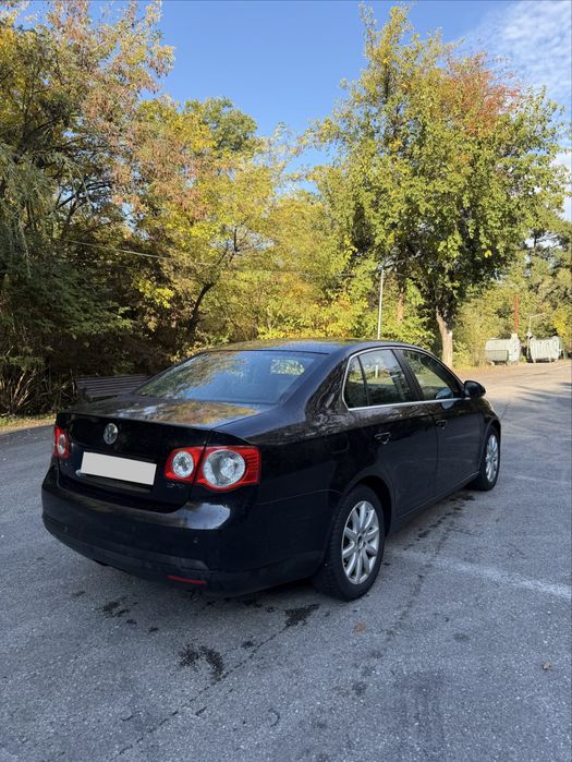 VOLKSWAGEN Jetta 2007 — imagine 4