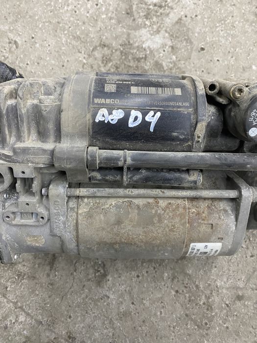 Компресор за окачване на Ауди Audi A8 d4 4h