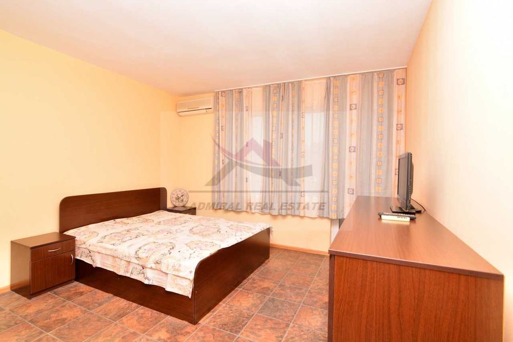 Дава се под наем Двустаен апартамент в Варна, Левски - 88 кв.м за 375 € - Снимка #2