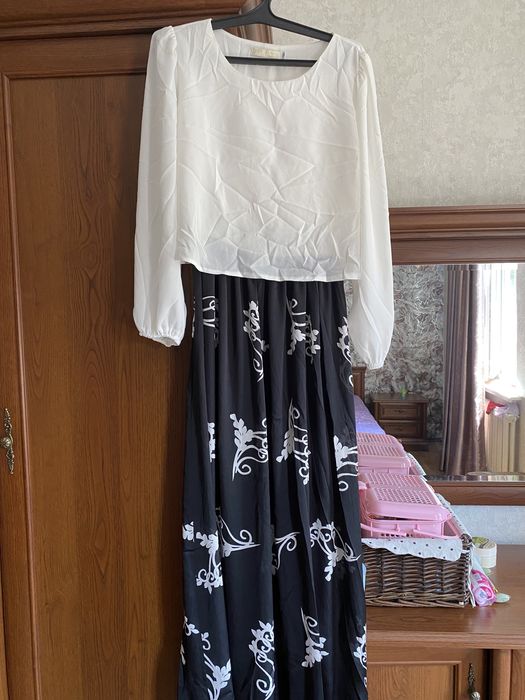 Платье женское