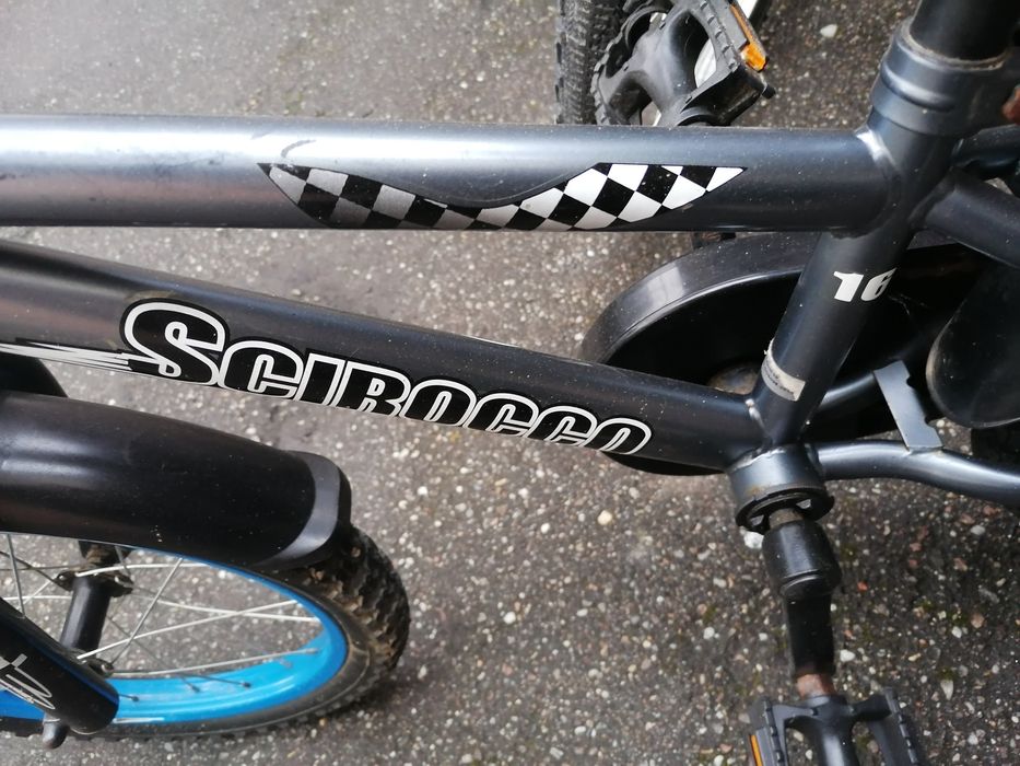 Vând bicicleta scirocco