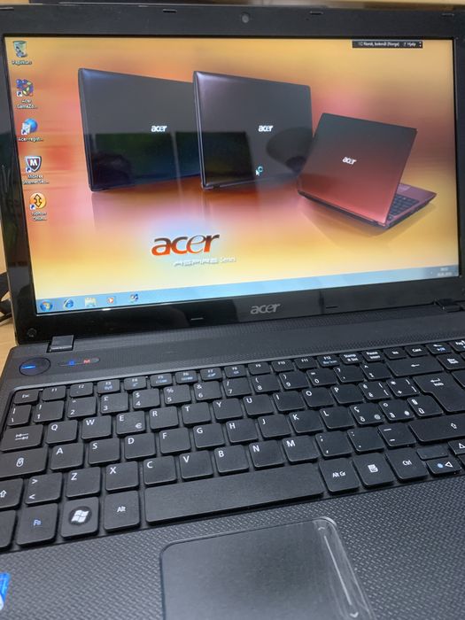 Laptop Acer Aspire 5736Z citeste anuntul