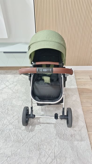Продам детскую коляску