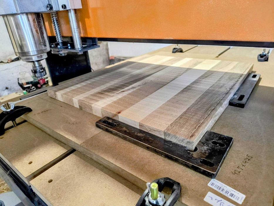 Продавам CNC Фреза с водно охлаждане 600х900 мм работен ход
