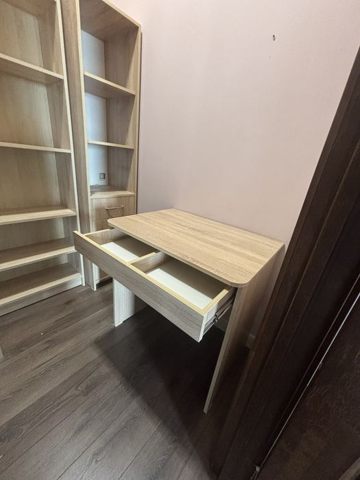 Продаю шкафички и столик