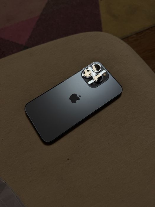 iPhone 13 Pro 1TB iOS 18.7.8