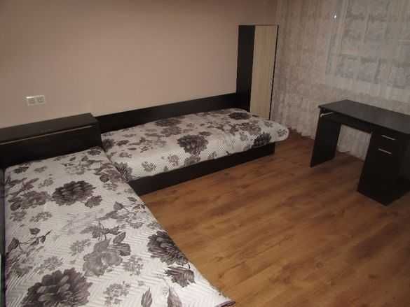 Дава се под наем Двустаен апартамент в Бургас, Братя Миладинови - 68 кв.м за 114.75 € - Снимка #2