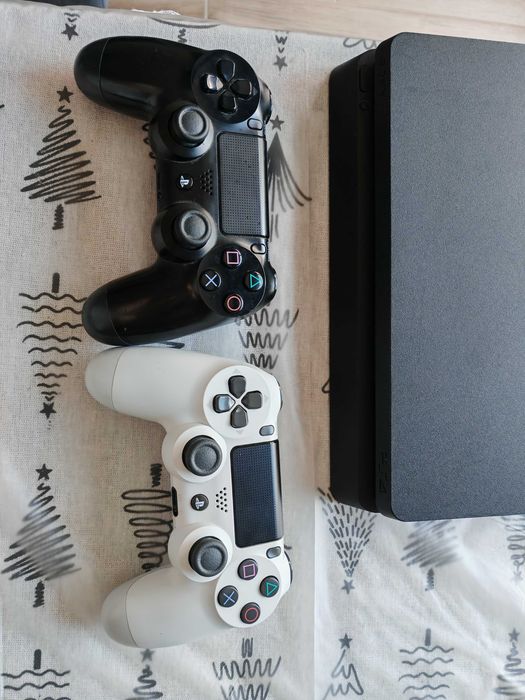 PlayStation 4 (Fat) [1TB] + 2 контролера