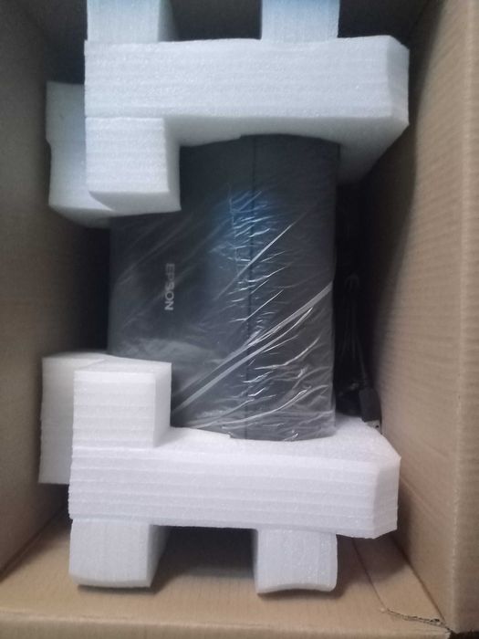 Skaner apparat sotiladi. Epson juda sifatli