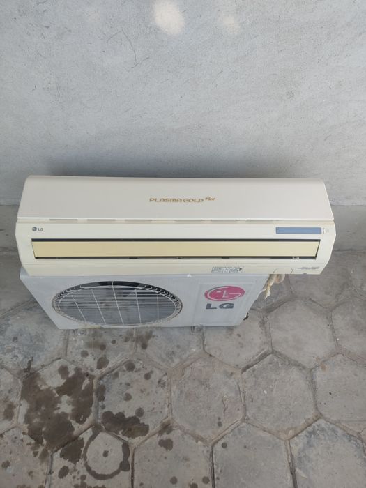 LG 12 talik kondisaner sotiladi hamma joyi ishlaydi.