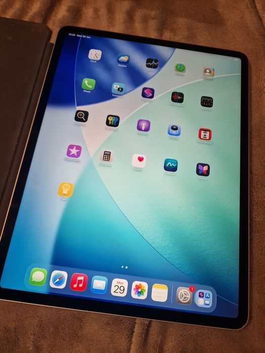 Ipad Air 13 inch M2 512GB schimb cu iphone