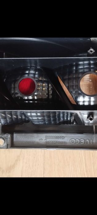 Ляв стоп за Iveco.