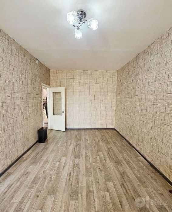 Продаю квартиру Яшнабадский р-он Авиасозлар-4. 1-ком 4-этаж 5-этажном
