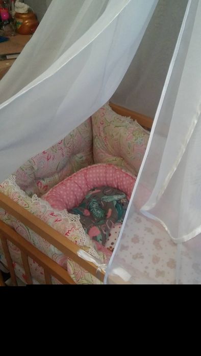 Продам бортики и балдахин