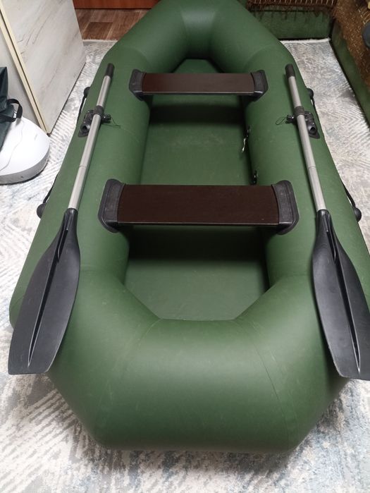 Продам резиновую лодку