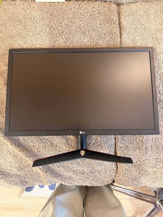LG 24GL600F-B — 24” игровой монитор 144 Гц