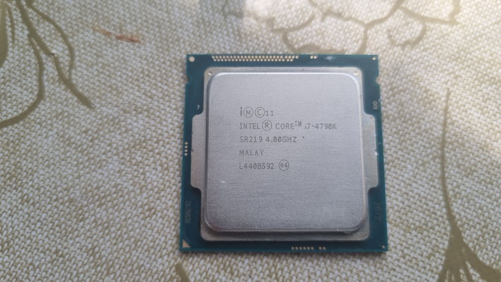Procesor intel i7 4790k + Aio Corsair