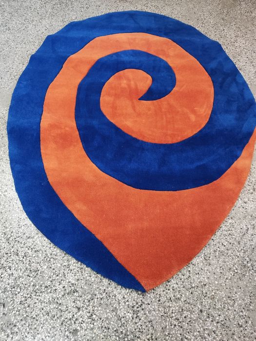 Вълнен килим ръчна изработка