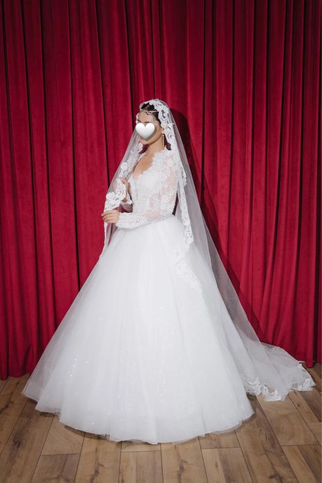 Свадебное платье