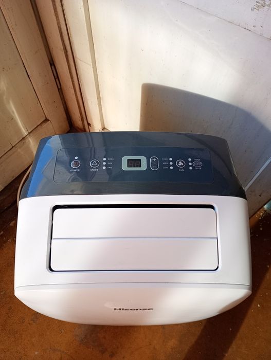 Мобилен климатик Hisense 12000 BTU