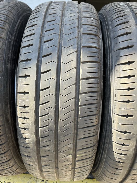 4 бр. гуми за бус 205/65/16C Hankook 6-7 mm DOT 2916