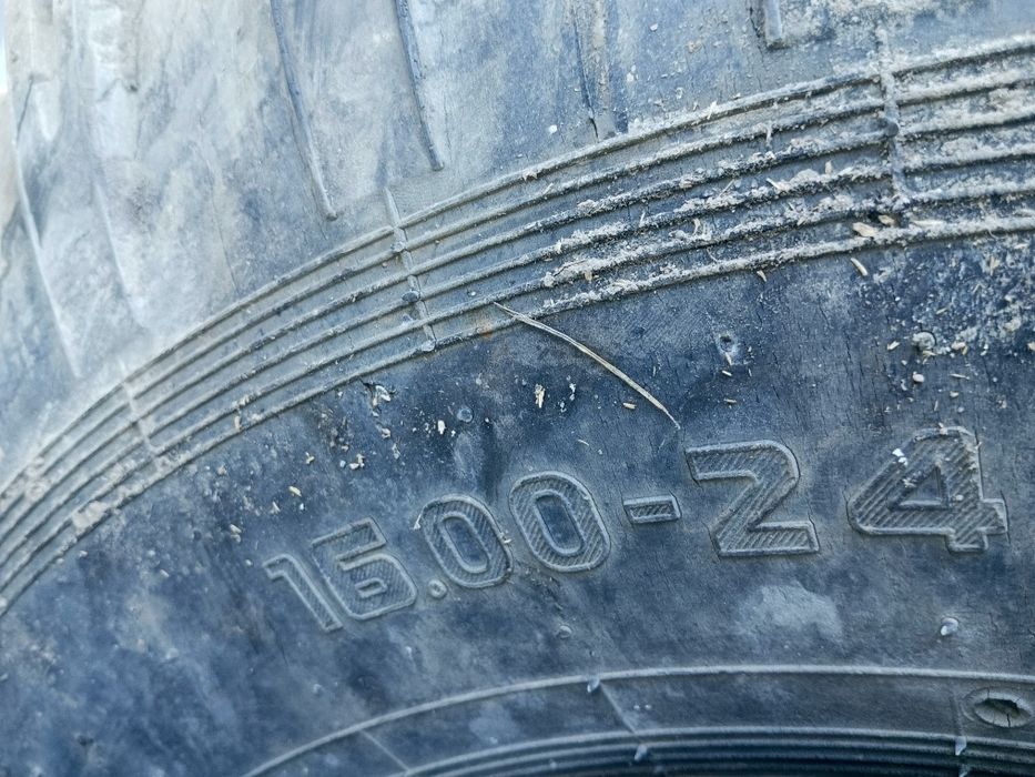 Шины на Грейдер, Вездеход