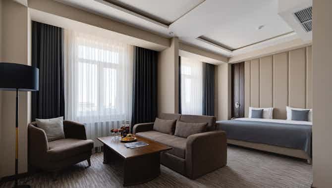 Гостиница продается 4 звезды 65 номеров 4000м 2 Яккасарай