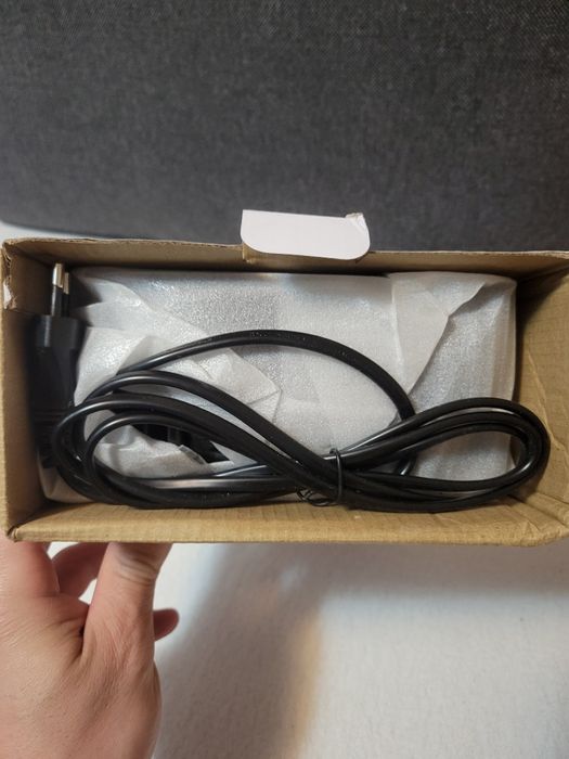 Uscator pt Incaltaminte nou in cutie