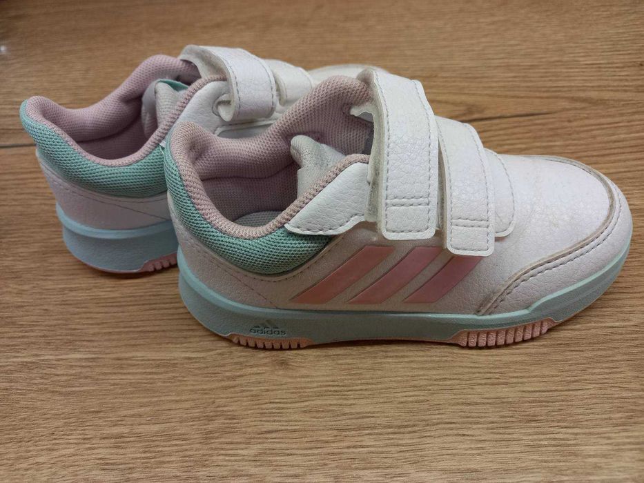 Детски обувки  Адидас