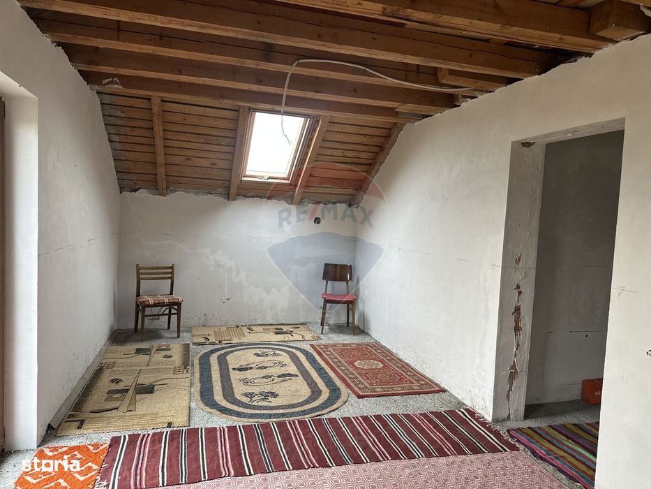 Casă / Vilă Girov Contesti