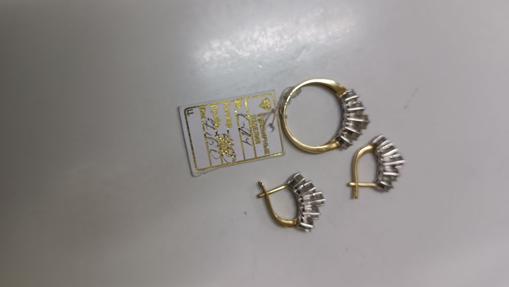 Бриллиант золота-750 карат