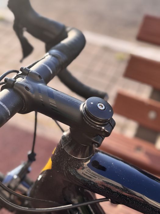 Шоссейный велосипед Specialized tarmac