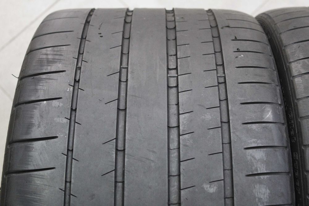 305/25-20 Michelin Pilot Super Sport