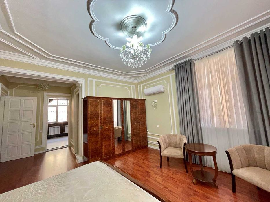 Отель Grand Mir ул.Конституции  2-этажа 6-сот 5-комн 350 м² бассейн