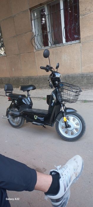 Продам Электро скутер.