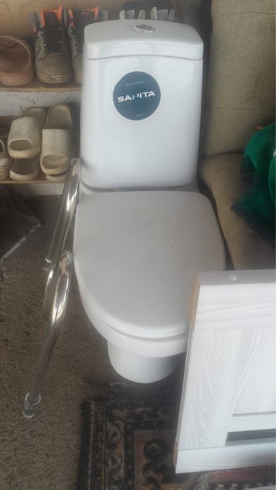 Ванна,туалет.