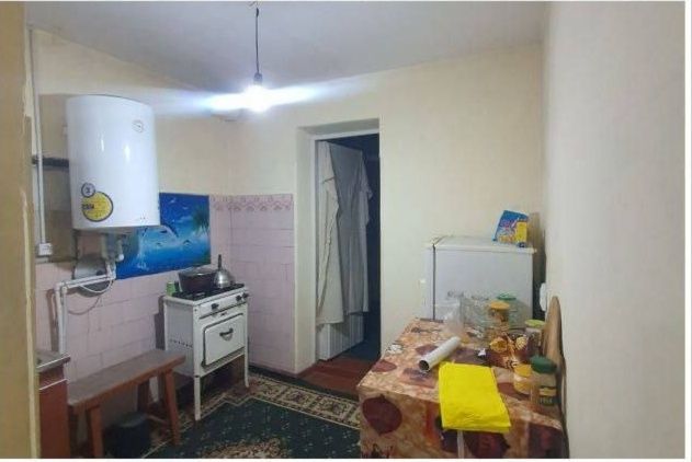 Фарґона ш. Калинскийда Боярин ошхона ру́парасида 1 хона