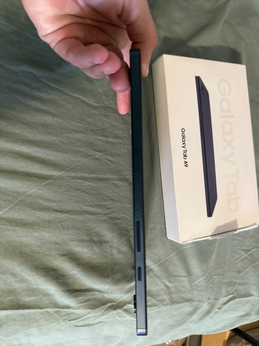 Продам samsung Tab A9 64gb