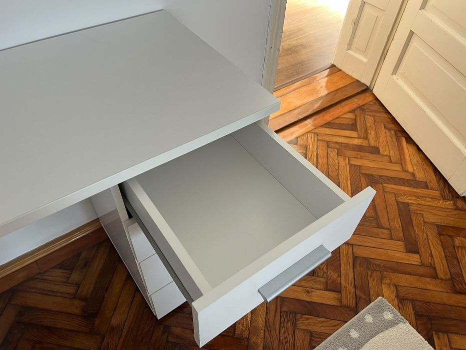 Masa birou alba 135x50x75,50cm