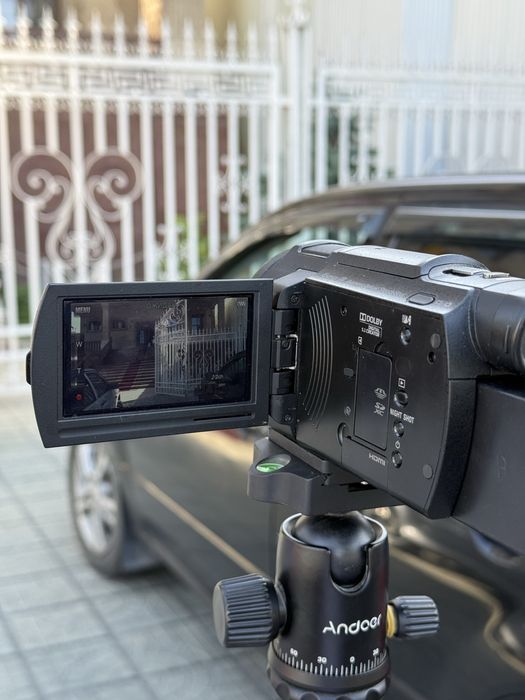 продам 4К камера Sony FDR AX-33