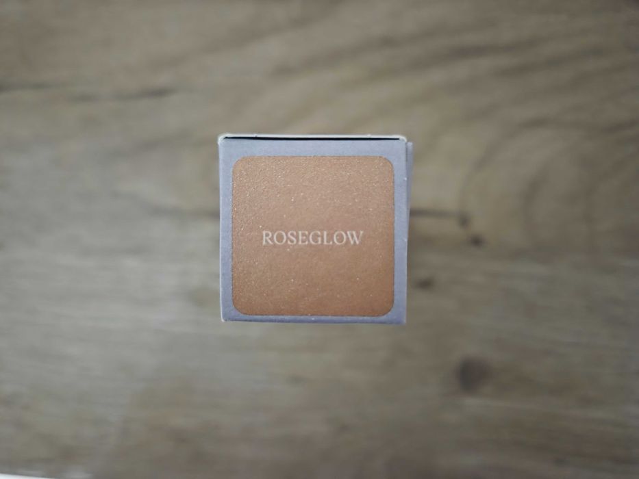 Iluminator ten Saie- Roseglow (NOU)