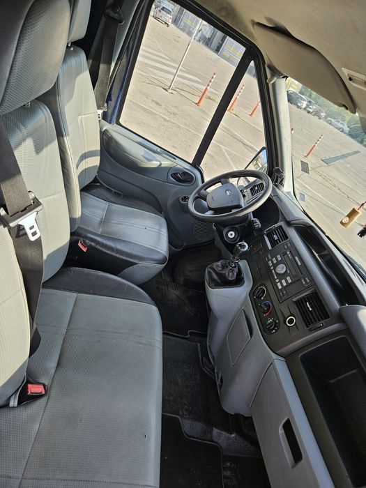 Бус под наем, камионче под наем / bus for rent