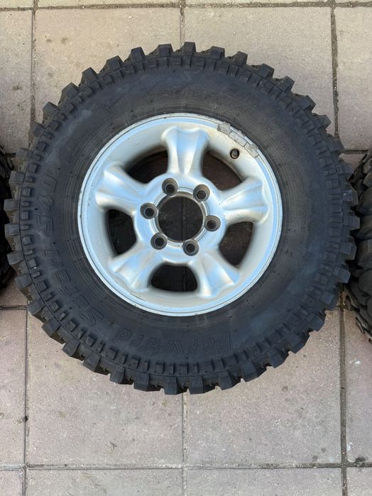 Гуми Forward Safari 540 235/75/15 с джанти